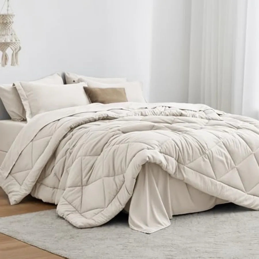 Comforter Set 7 Pieces Bed in a Bag All Season Bedding Sets
